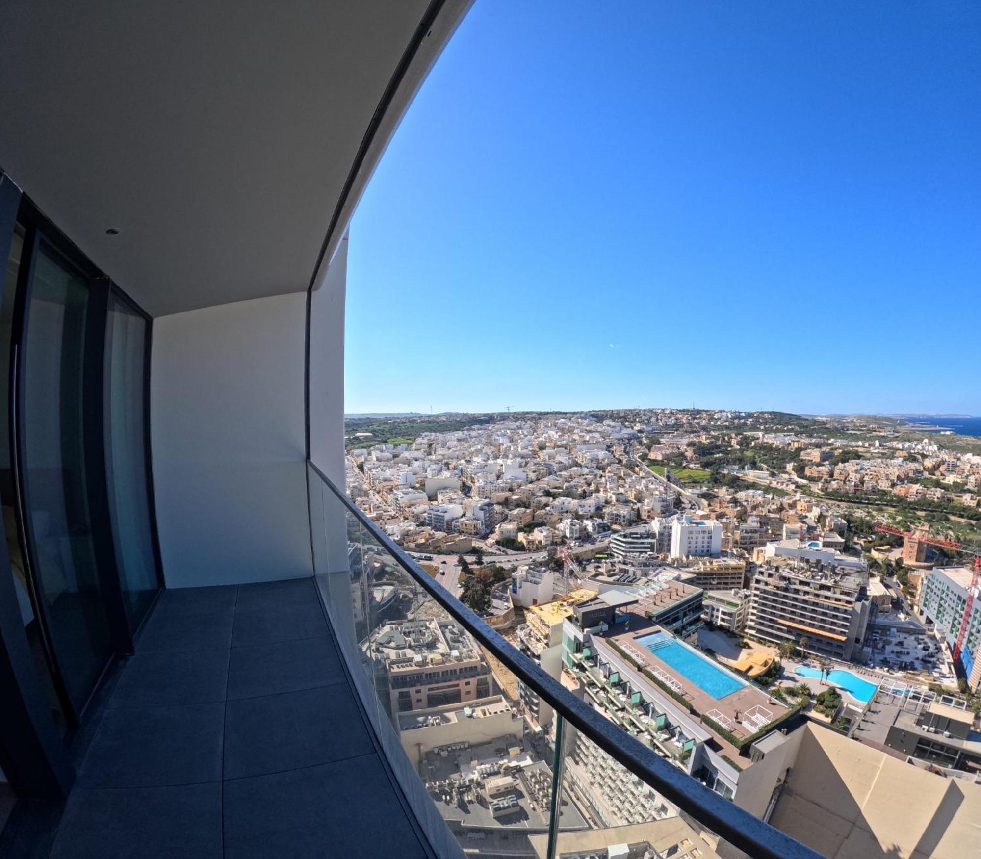 Mercury Tower Apartment *